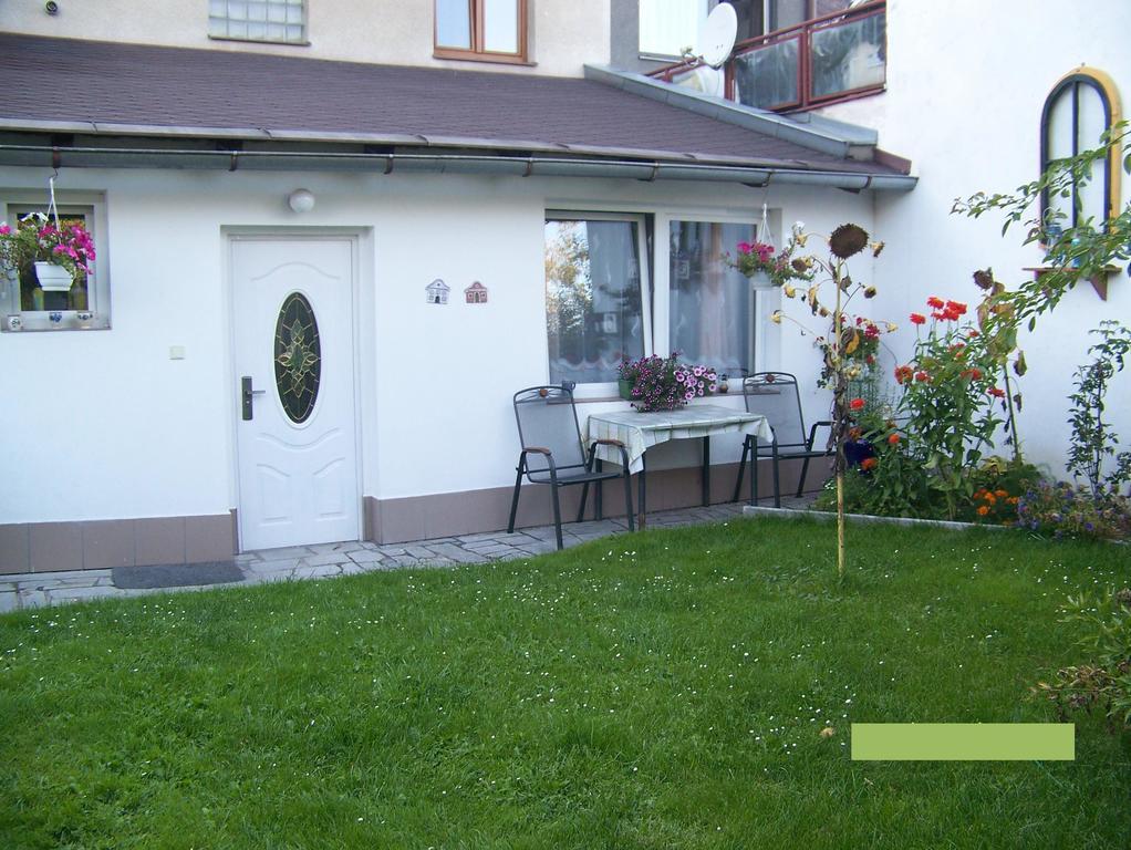Studio Jindřichŭv Hradec Exteriör bild